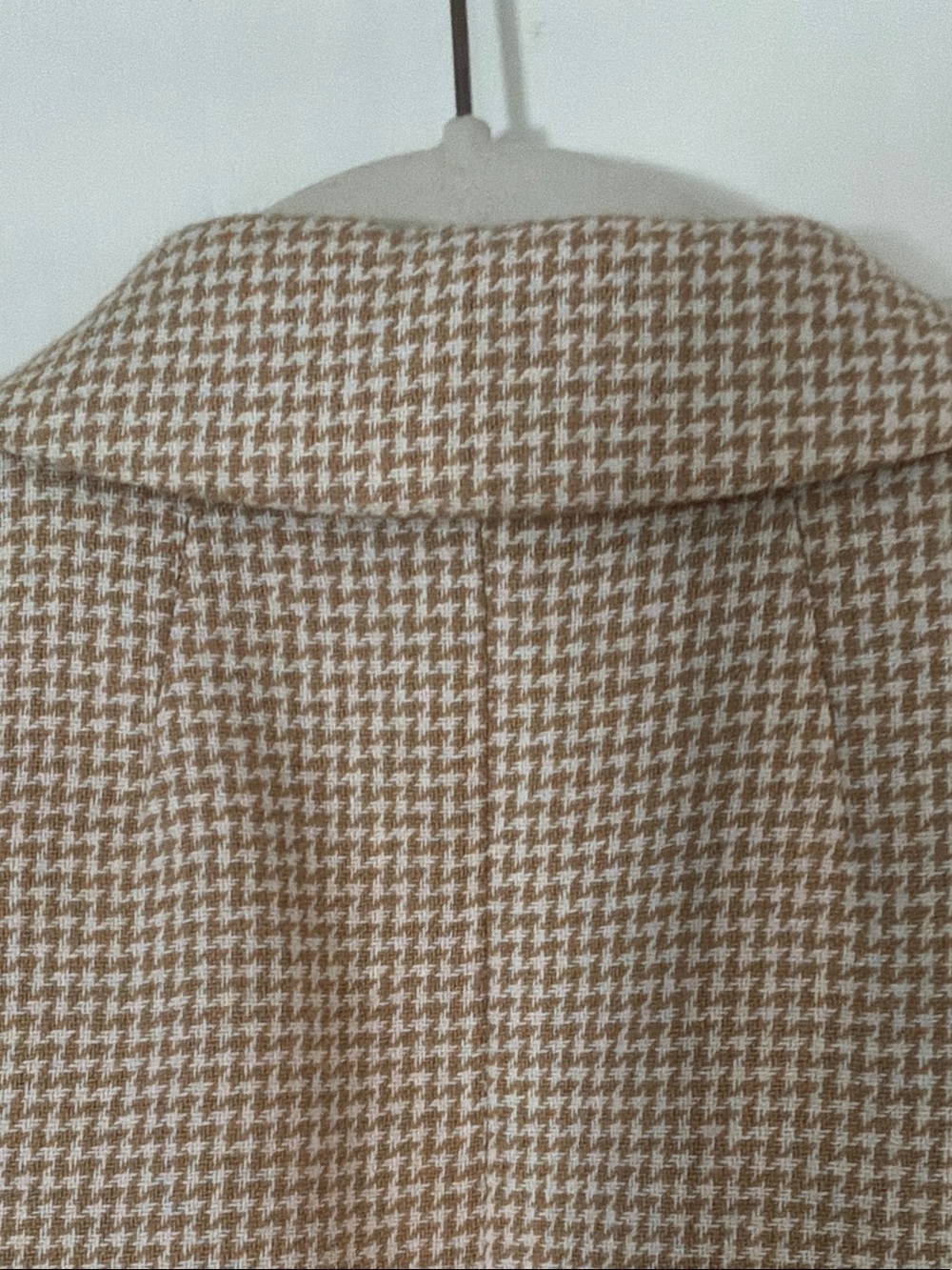 J. Crew Men's Tan Houndstooth Sport Coat - Picture 7 of 9